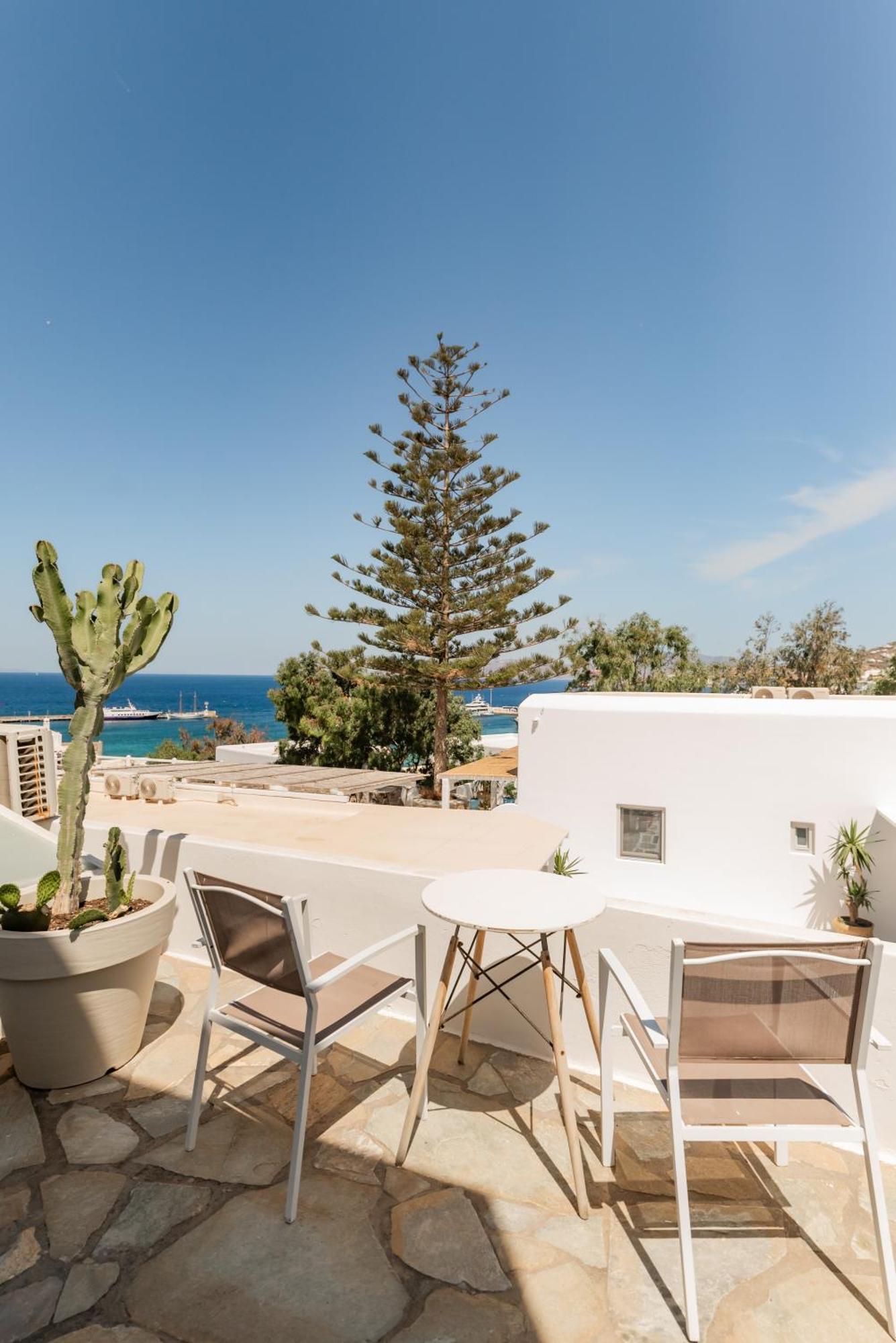 Rania Apartments Sea View Mykonos Town Екстериор снимка